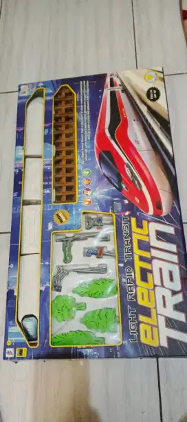 Mainan Kereta Api Batrei