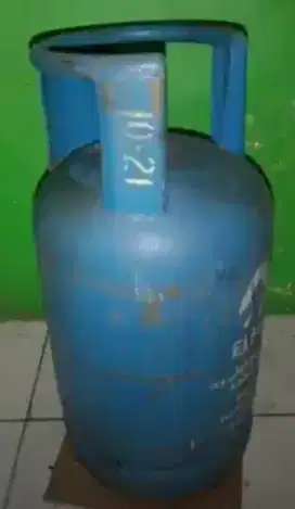 Di jual Tabung gas 12kg isi full dan masih di segel.