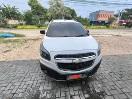 Chevrolet Spin Activ AT 1.5 Putih