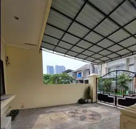 Rumah Siap Huni Villa Royal Selangkah Pakuwon City Mall