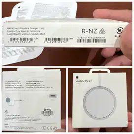 Magsafe Charger A2580 1 meter cable Asli Apple Store SG + Dock