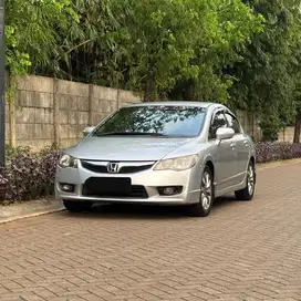 Honda Civic FD 2010 1.8 AT