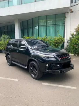 Toyota Fortuner VRZ (Diesel) 2017