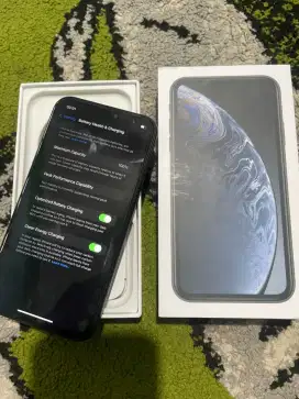 iPhone XR 64 GB, garansi resmi Ibox, bh 100% gantian bukan suntikan