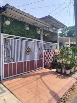 Dijual rumah full renov