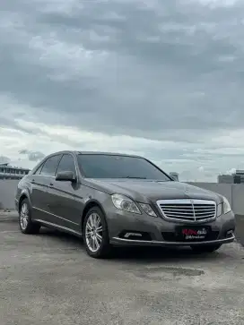 Mercedes Benz E300 AVG 2010 termurah