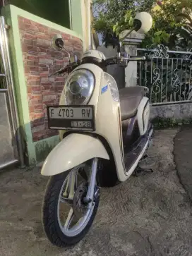 Honda Scoopy PGM-FI injeksi