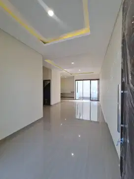 Rumah Baru Gress Rungkut , baeuk tengah surabaya