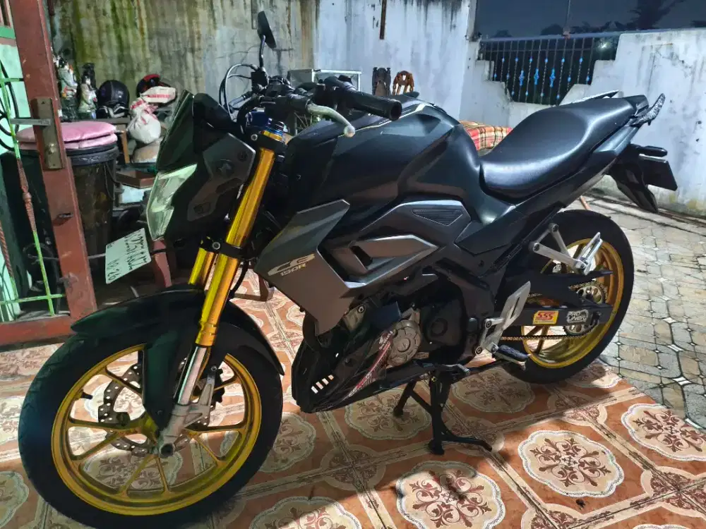 Honda CB 150 R USD 2021