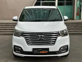 MEWAH & BERGARANSI !! HYUNDAI H1 2.5 CRDI ROYALE A/T DIESEL