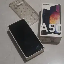 Jual samsung A50 4/64 1,3 nego