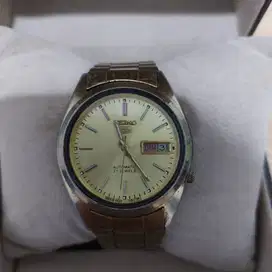 Seiko 5 Sports 7S26-0490 Gold Tune Runs Grear B-P Automatic