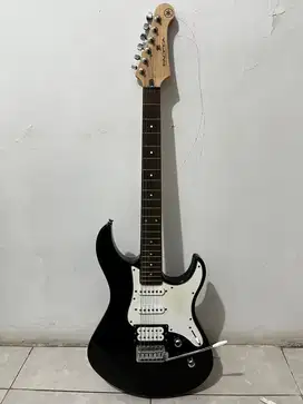 Gitar Elektrik Yamaha Pasifica PAC112V