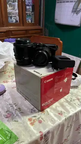 kamera canon eos m100