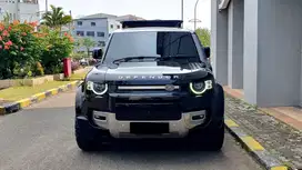 NEW Land Rover Defender 90 SE 2.0 Explore 2 Door AT Black 2023/2024