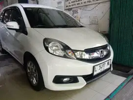 Honda Mobilio E Matic Putih