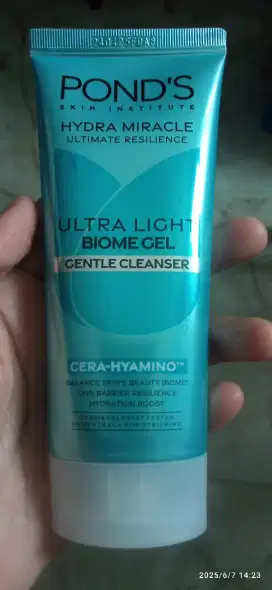 POND'S Hydrating Facial Wash - Hydra Miracle Gel Gentle Cleanser 90 gr