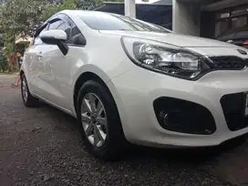 Kia Rio 2012 Bensin