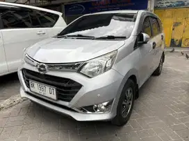 Sigra R deluxe m/t 2017