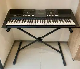 Alat musik ( Keyboard )