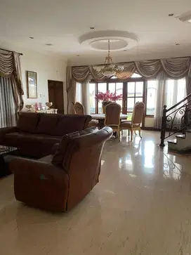 DIJUAL RUMAH TINGGAL LUX SISP HUNI
