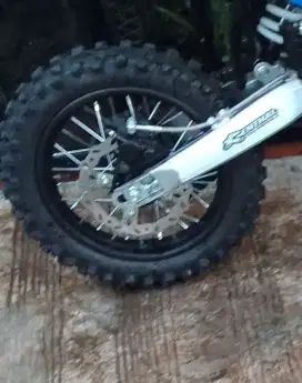 VELG JARI RING 12' + BAN TAHU TANAH TRABAS