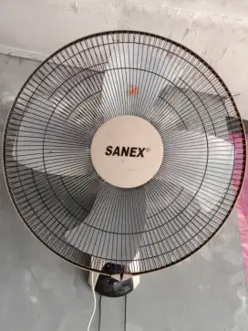 Kipas dinding Sanex 18 inch