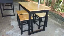 Meja kursi cafe atau kedai