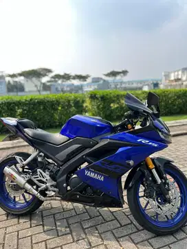 Yamaha R15 2019