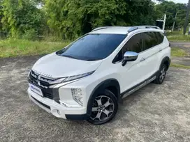 Mitsubishi Xpander 1.5 Cross Premium Package Bensin-AT 2021 Putih AGRK