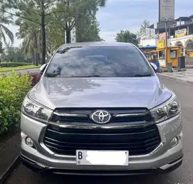 Toyota kijang innova venturer 2019