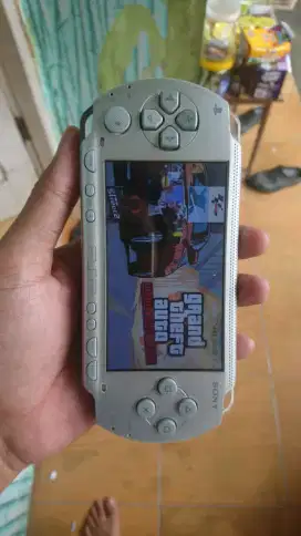 PSP MEMORI 8GB seri 1