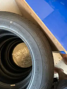 Ban Zenix Dunlop Enasave EC300+ 215/60 R17