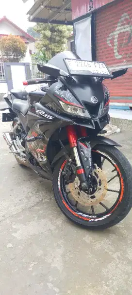 Yamaha R15 V3 2018 Hitam Doff