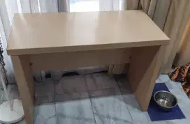 Meja belajar / kantor