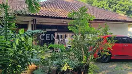 Rumah Tua Hitung Tanah Di Ciputat Tangerang Selatan S7403