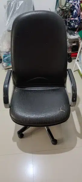 Kursi Stramm Bekas