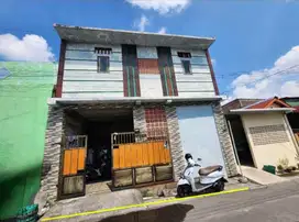 Kost solo kota dekat pasar Nusukan solo 2 lantai