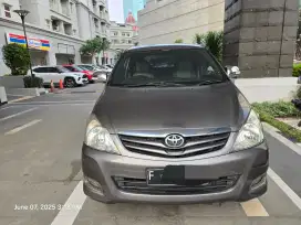 Dijual cepat tp kijang innova G MT bensin 2011