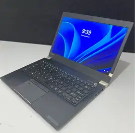 Jual Laptop Second Toshiba X30 Core i7 Gen 7-8 Ram 8 SSD 256gb