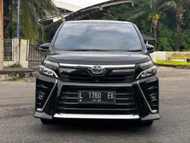 Toyota Voxy 2,0 AT 2020 KM Rendah “DP 18jt” Proses Cepat