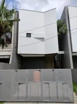 Dijual Rumah Mojoklanggru Wetan Dekat Galaxy Mall