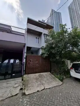 Rumah 2 Lantai di Taman Cikas Galaxy Siap Huni