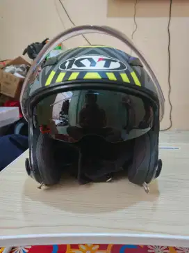 Helm KYT Galaxy flat R