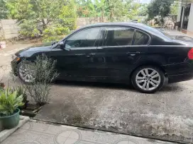 Di jual BMW th 2011 E90 tipe 320i
