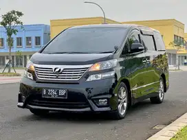 Vellfire Alphard Low KM 2.4Z Premium Sound Japan CBU