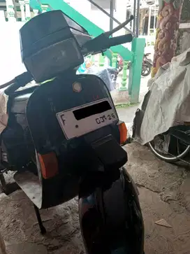 JUAL VESPA P150S  80