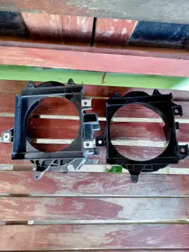 Cover dudukan radiator Honda Vario 125 Vario 150 bekas original