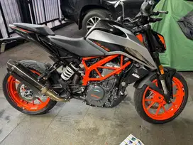 Dijual - KTM Duke 390