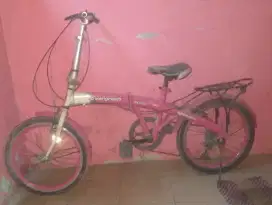 sepeda lipat warna pink second merk Evergreen
